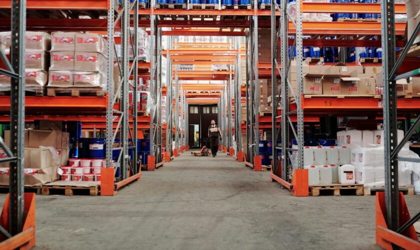 Effective Storage Tips for Businesses: Maximising Space and Efficiency