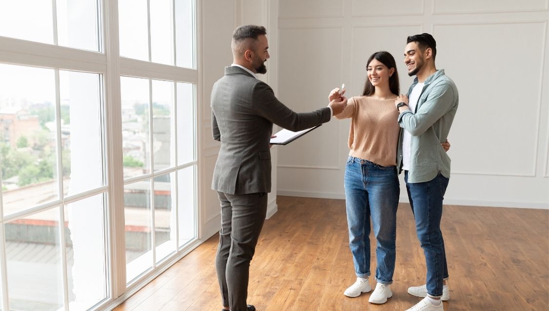 Compare Estate Agents for Better Property Decisions